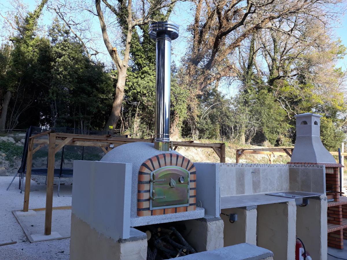 Gite De Leonie Moulin De Tartay En Avignon Exterior photo